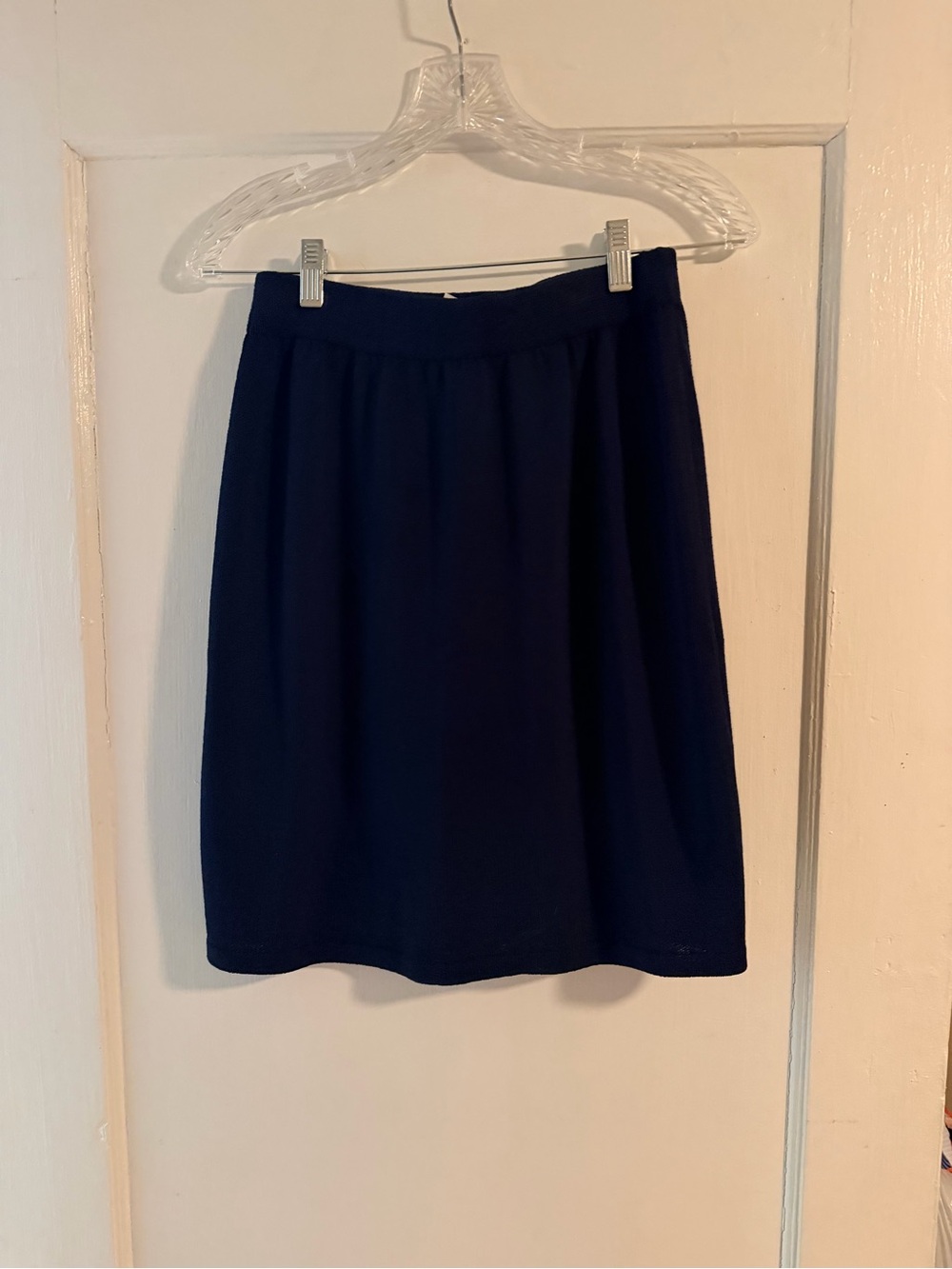 St. John Basics Navy Knit Pull-On Pencil Skirt | Size 8 | Made in USA